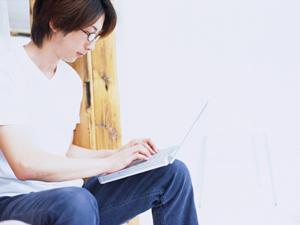 おしゃれに持つことができる小銭入れ